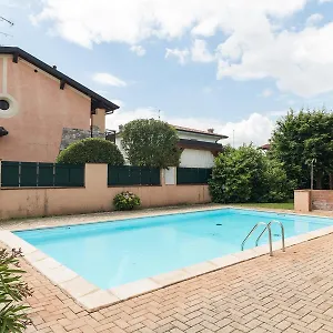 https://attico-sirmione-easy.it-lombardy.com